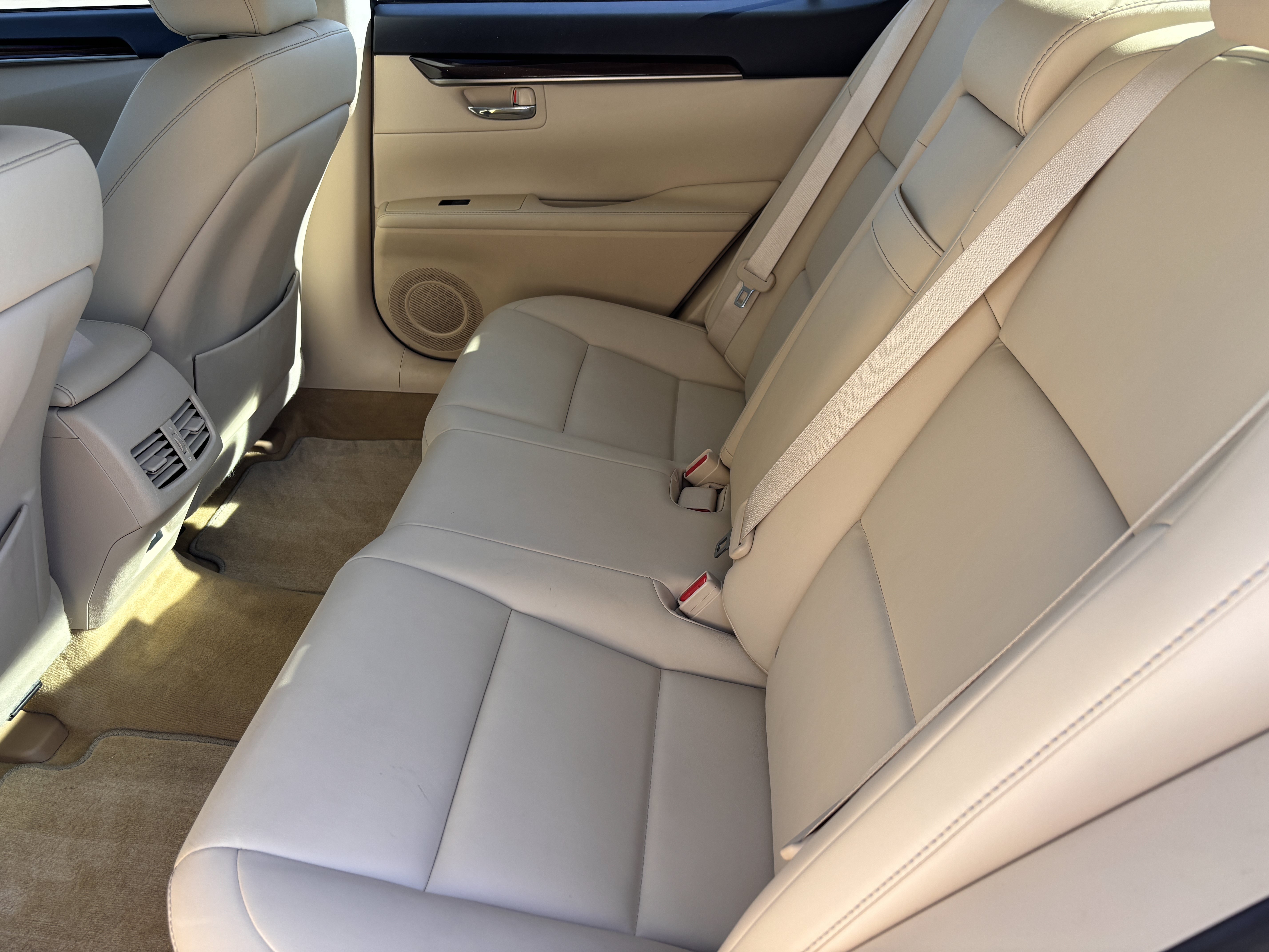 Used 2013 Lexus ES 350 w/ Premium Pkg FWD image 34
