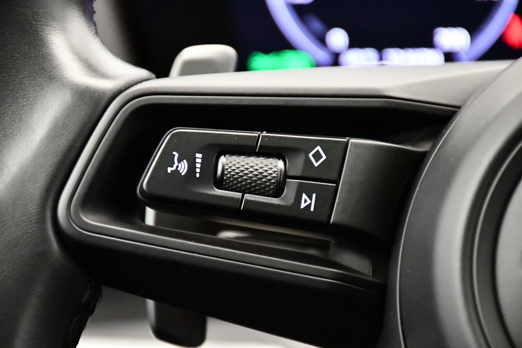 Certified 2024 Porsche Cayenne S image 28