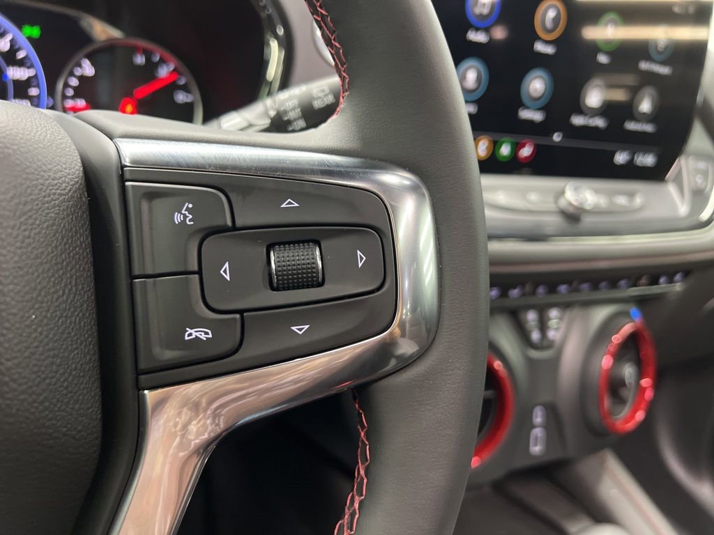 Used 2025 Chevrolet Blazer RS w/ Driver Confidence II Package image 24