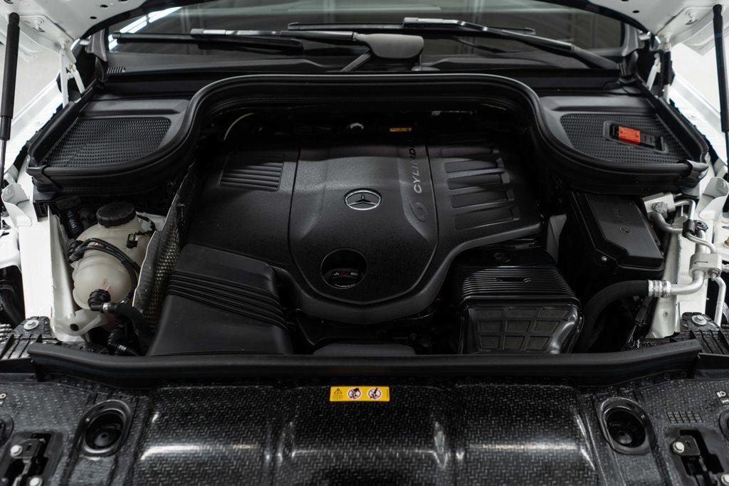 Used 2025 Mercedes-Benz GLS 450 4MATIC image 39