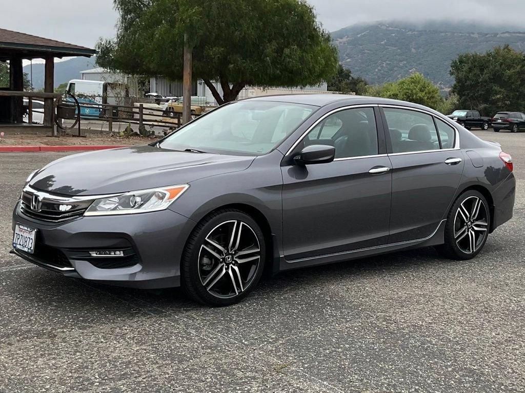 Used 2016 Honda Accord Sport image 2