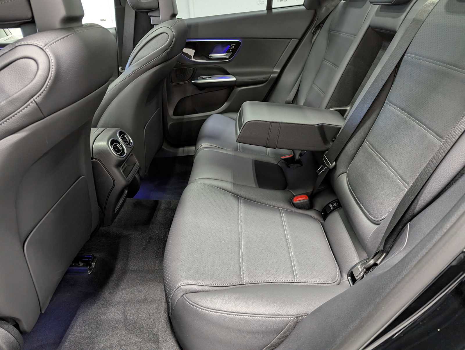 New 2026 Mercedes-Benz GLC 300 4MATIC image 24