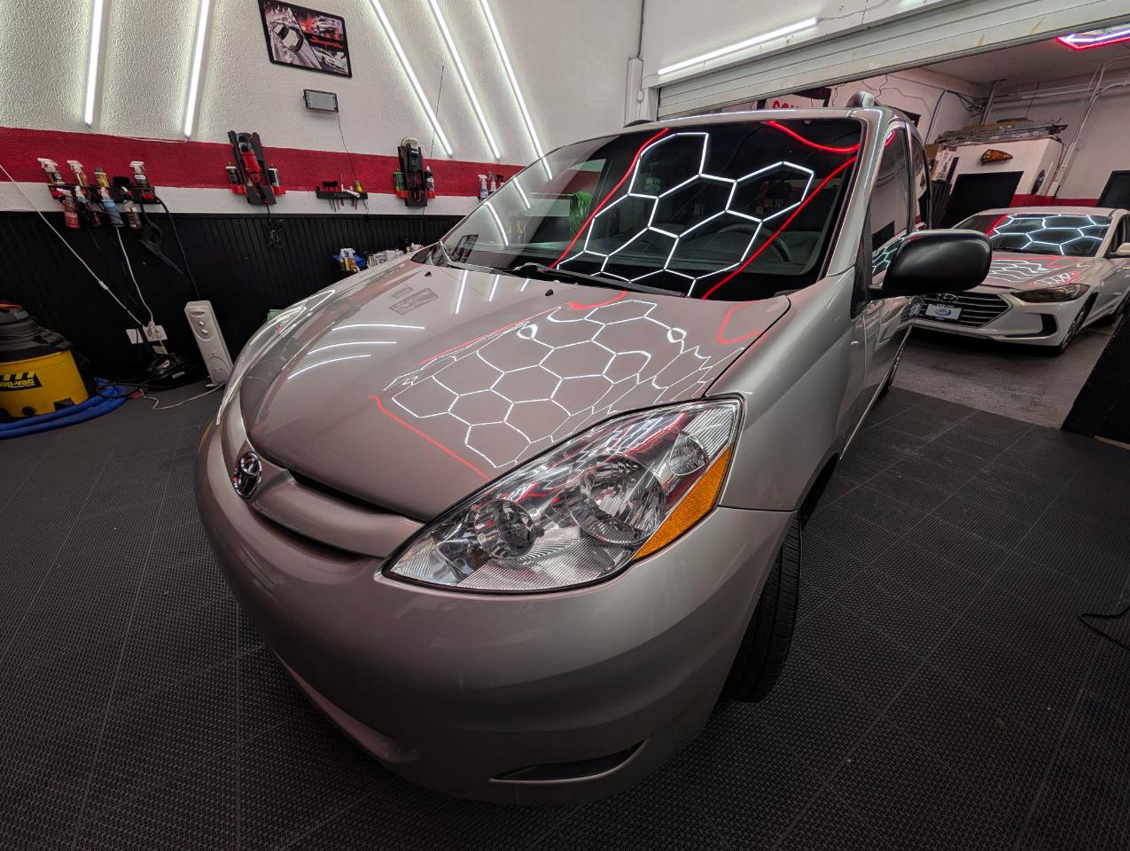 Used 2007 Toyota Sienna LE image 3