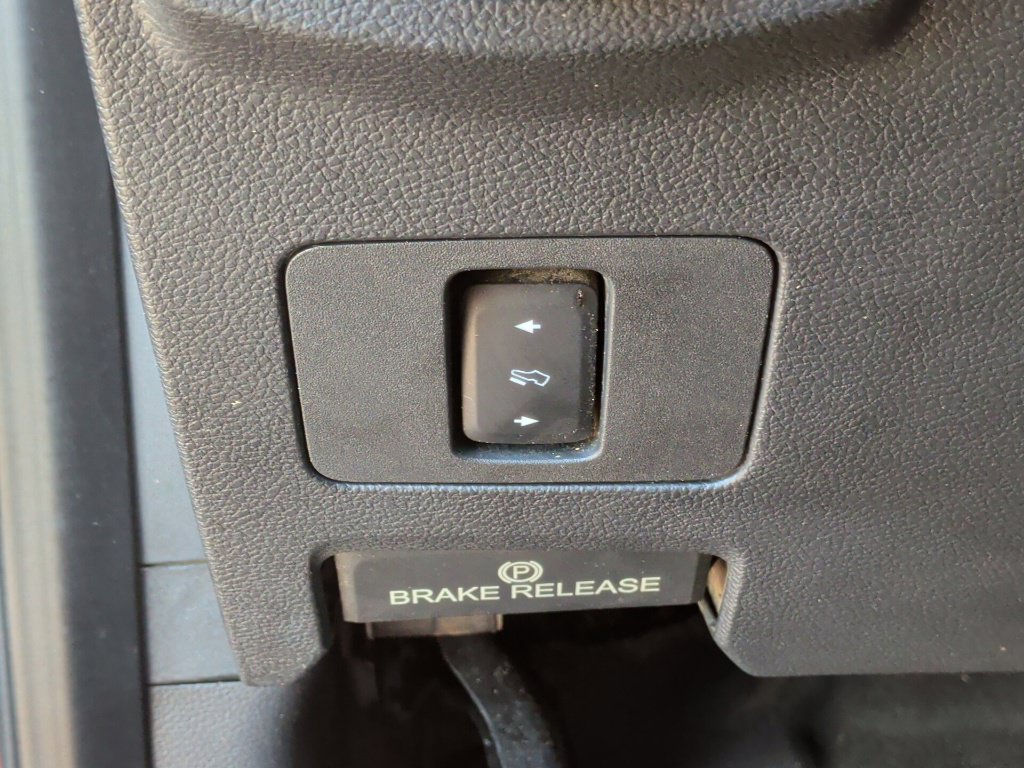 Used 2021 Ford F350 Lariat w/ Chrome Package AWD/4WD image 16