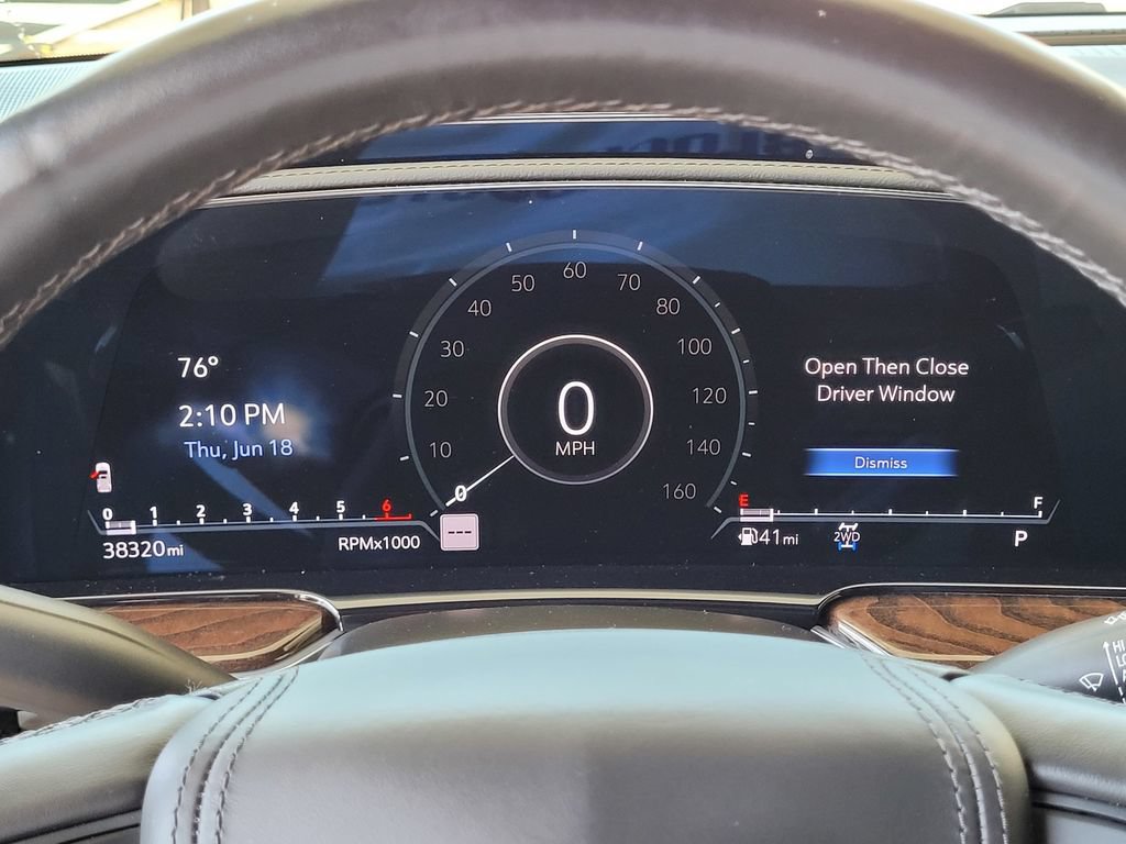 Used 2022 Cadillac Escalade Sport Platinum w/ LPO, ONYX Package AWD/4WD image 12