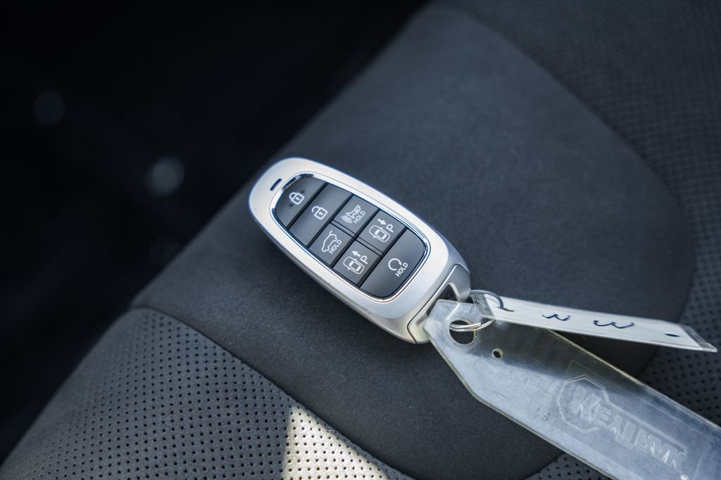 Used 2025 Hyundai Palisade Calligraphy image 45