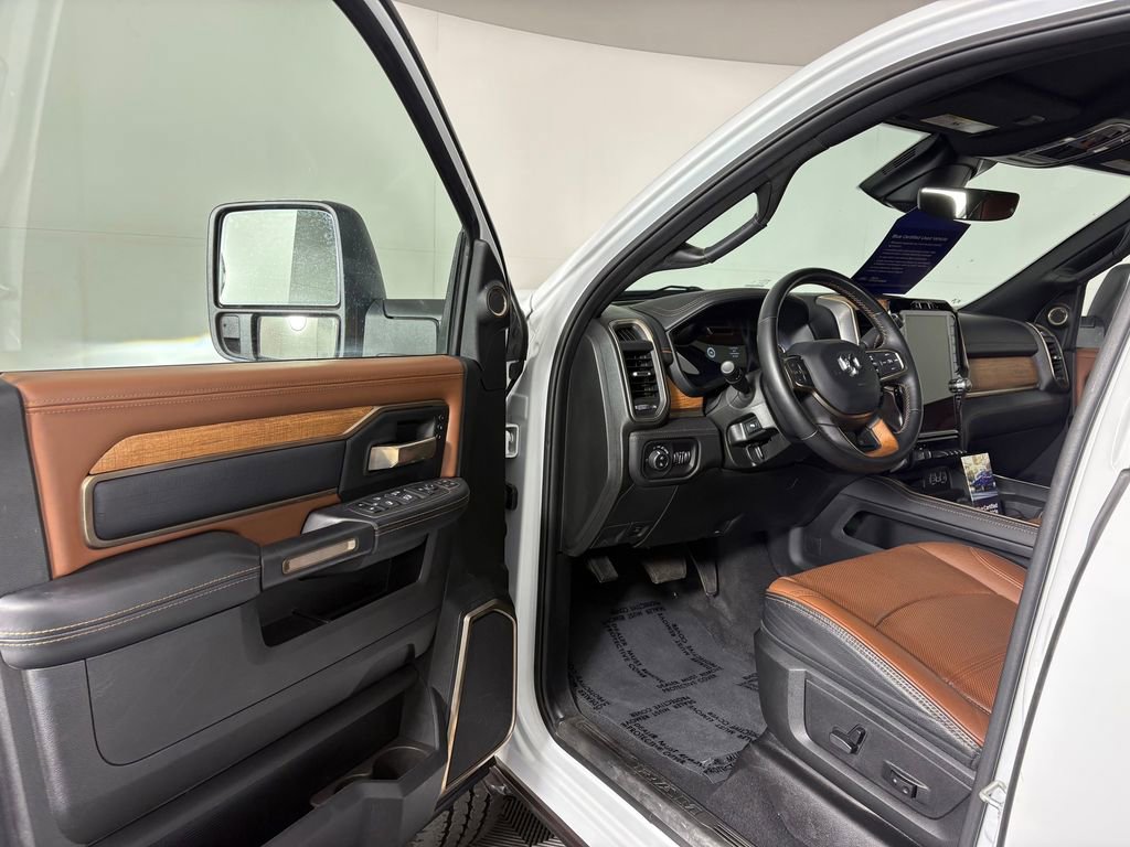 Used 2024 RAM 2500 Limited w/ Safety Group AWD/4WD image 11