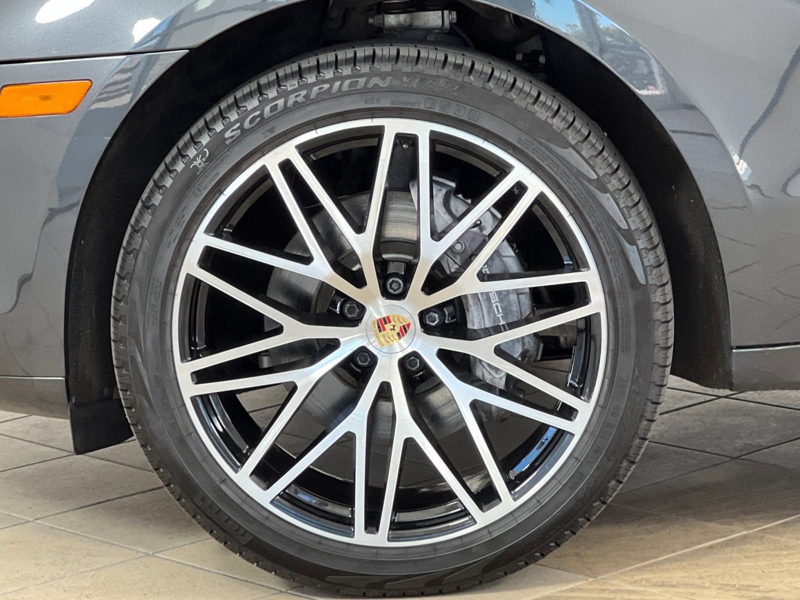 Certified 2023 Porsche Macan Turbo AWD/4WD image 26