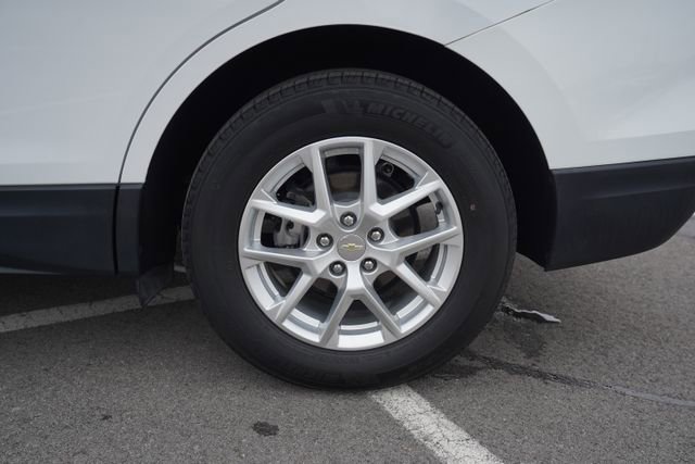 Used 2022 Chevrolet Equinox LT w/ Driver Convenience Package image 40