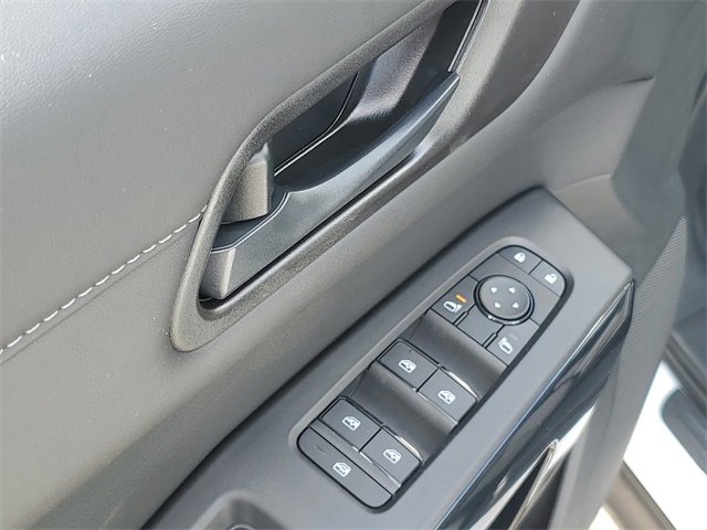 New 2025 Nissan Pathfinder SV w/ Black Appearance Package image 26