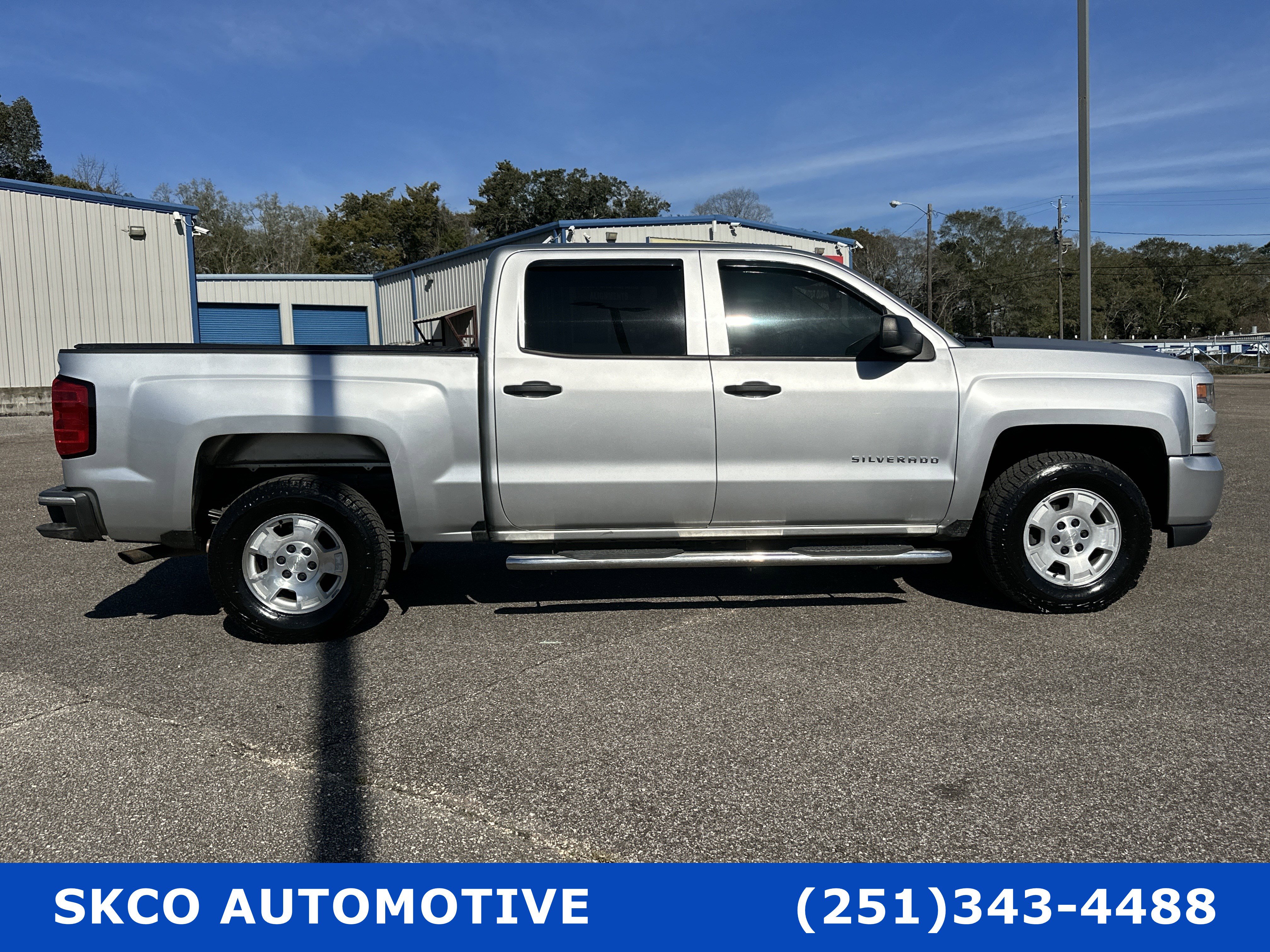 Used 2018 Chevrolet Silverado 1500 Custom w/ Custom Value Package image 6