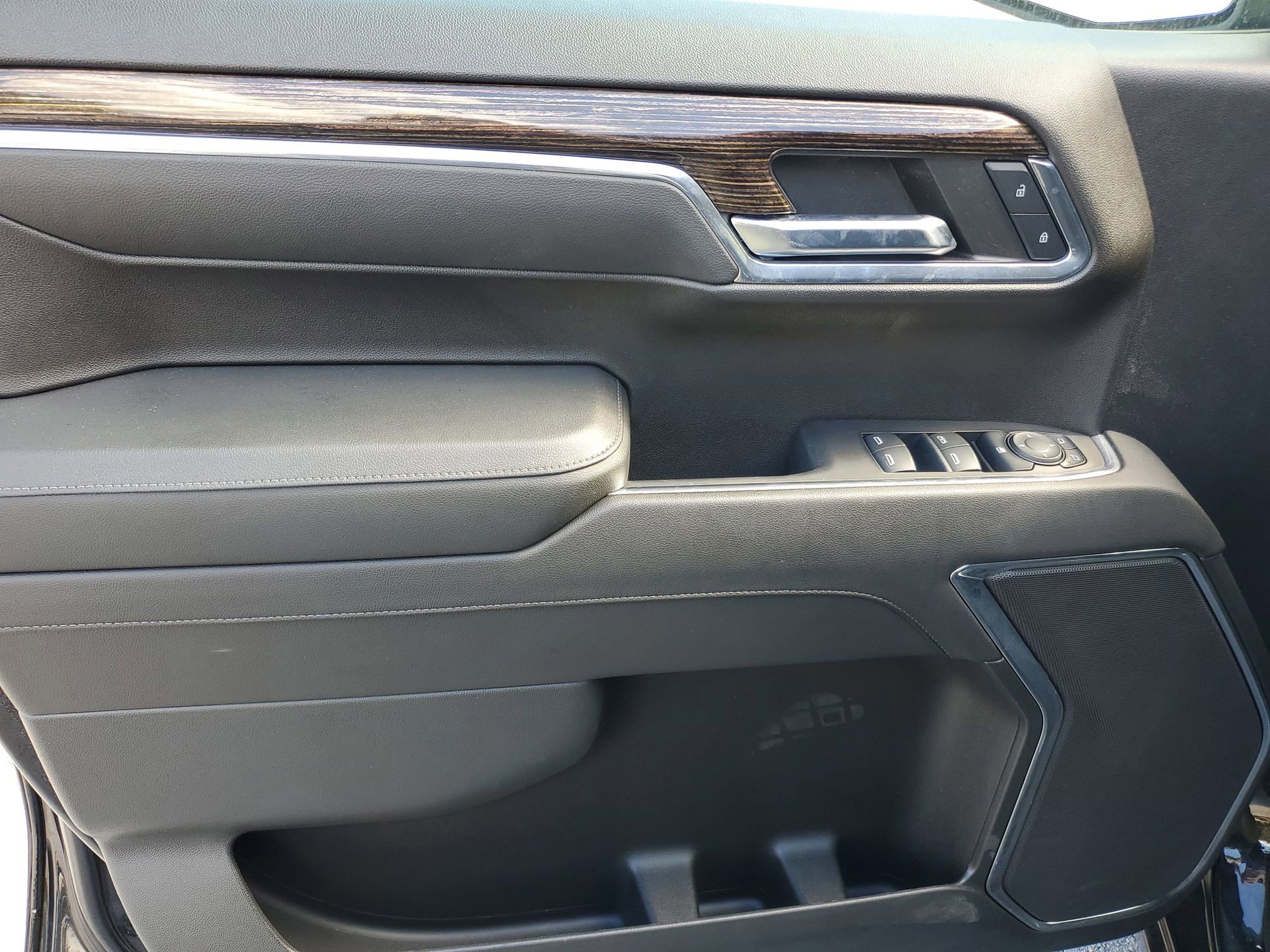 Certified 2023 GMC Sierra 1500 SLE w/ X31 Off-Road Package image 16