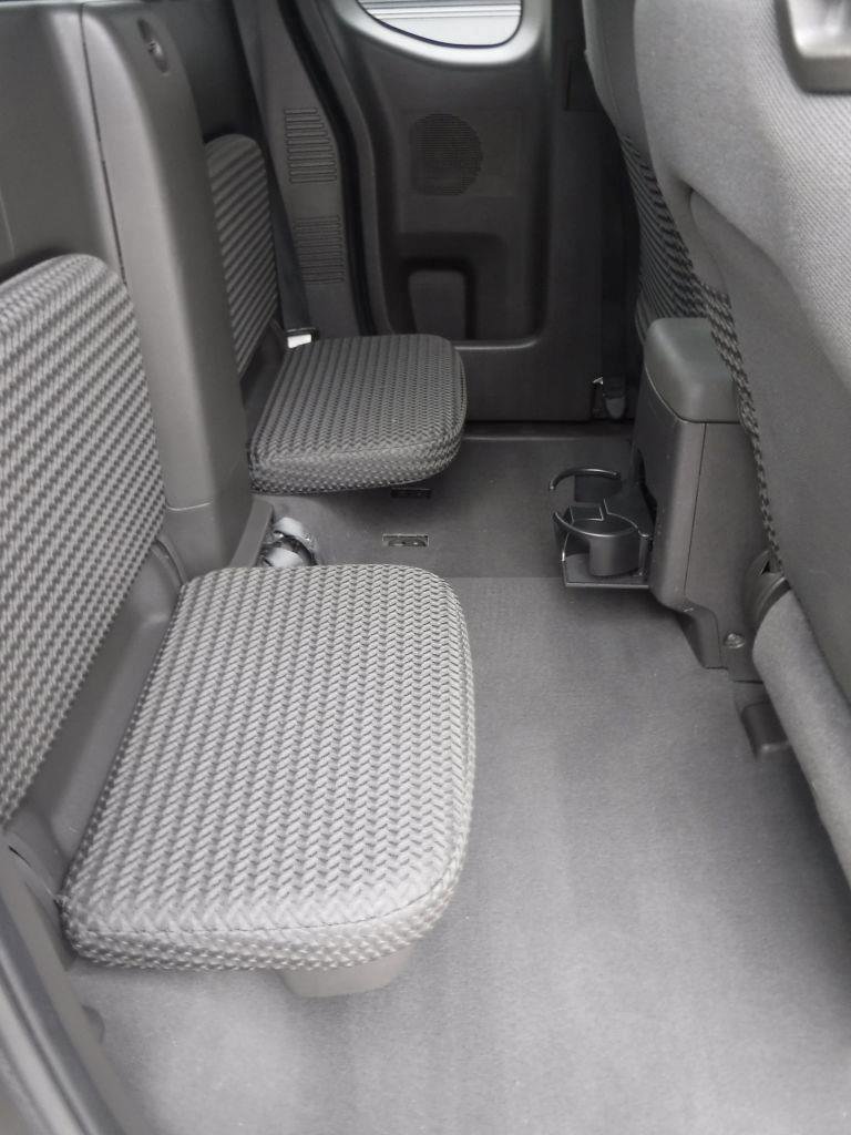 Used 2008 Nissan Frontier SE w/ SE Value Truck Pkg image 36