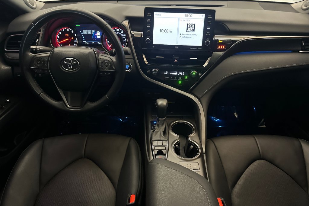 Used 2024 Toyota Camry XSE FWD image 13