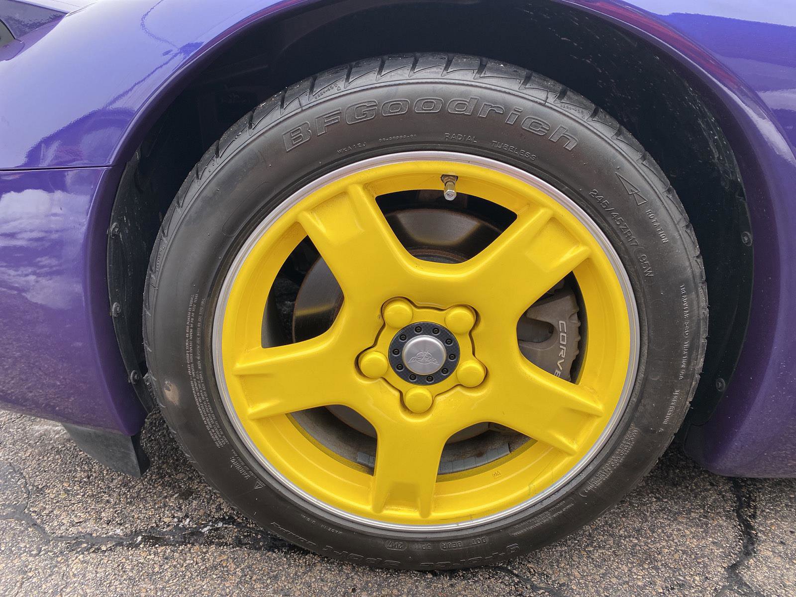 Used 1998 Chevrolet Corvette Convertible w/ Memory Pkg image 32