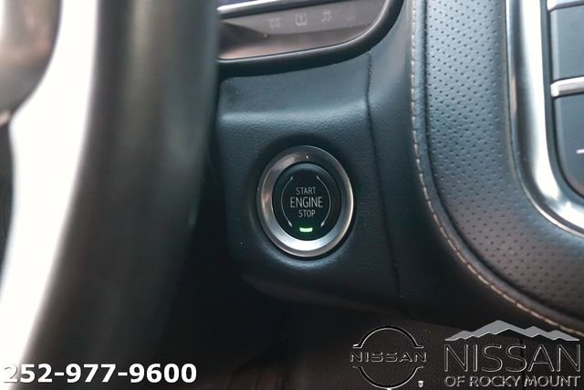 Used 2023 Chevrolet Suburban Premier image 30