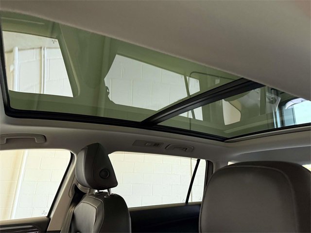 Used 2019 Volkswagen Tiguan S image 22