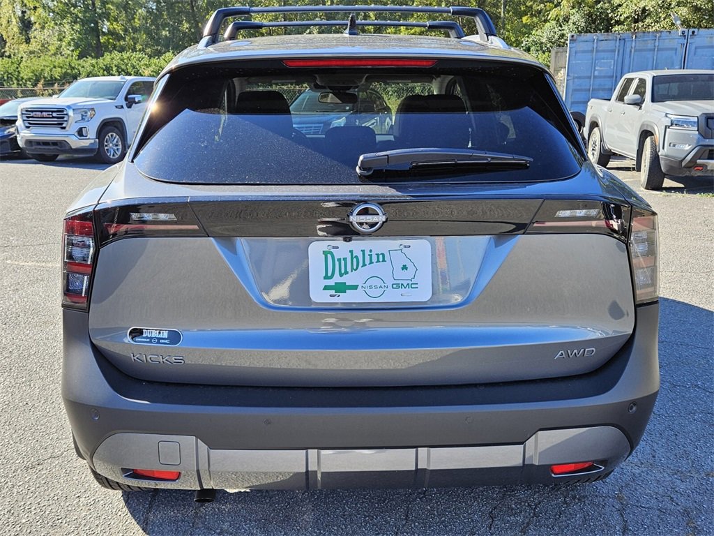 New 2026 Nissan Kicks SV w/ SV Premium Package image 9