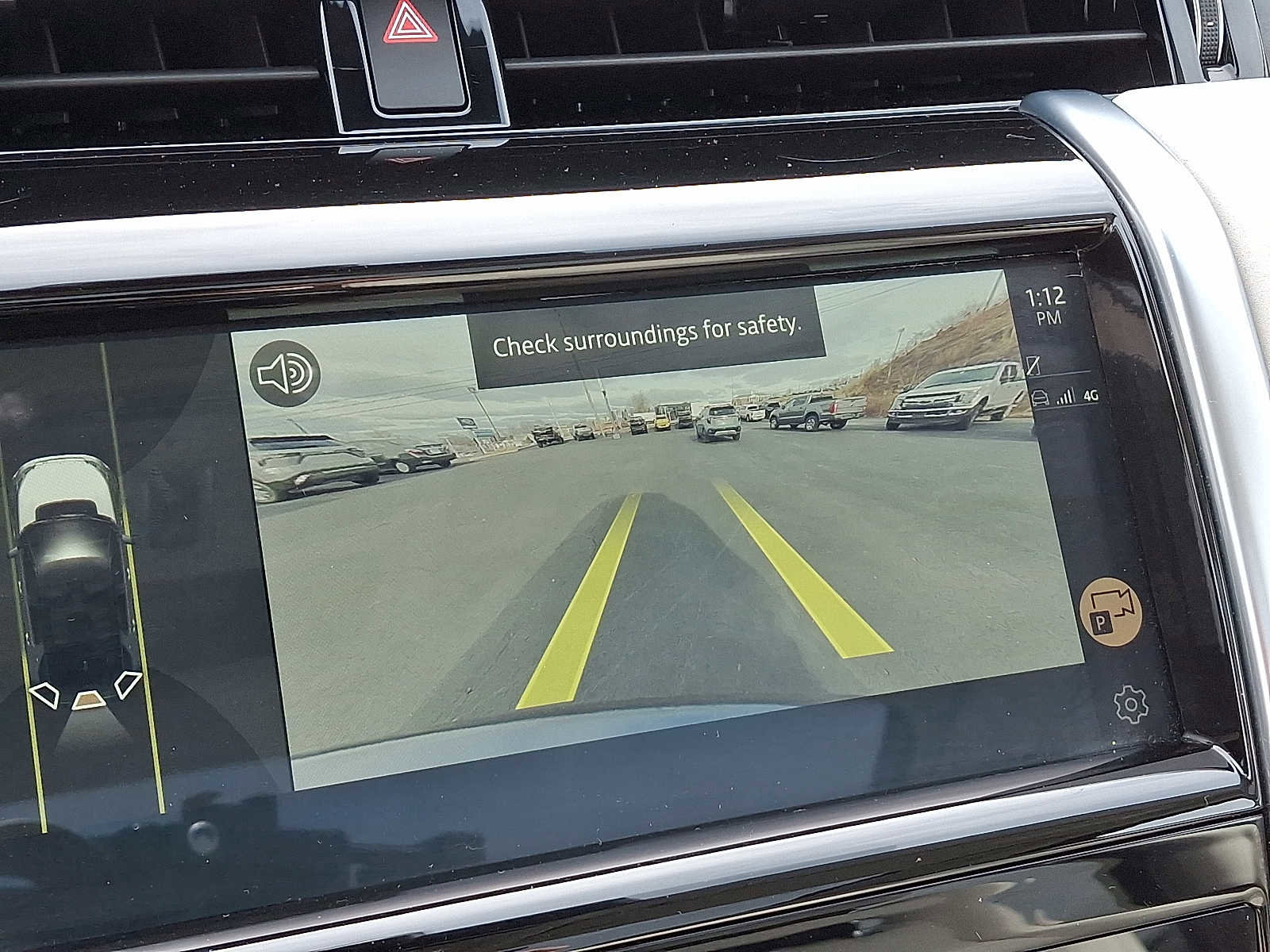 Used 2023 Land Rover Discovery Sport SE image 19