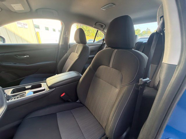 Used 2025 Nissan Sentra SV FWD image 21