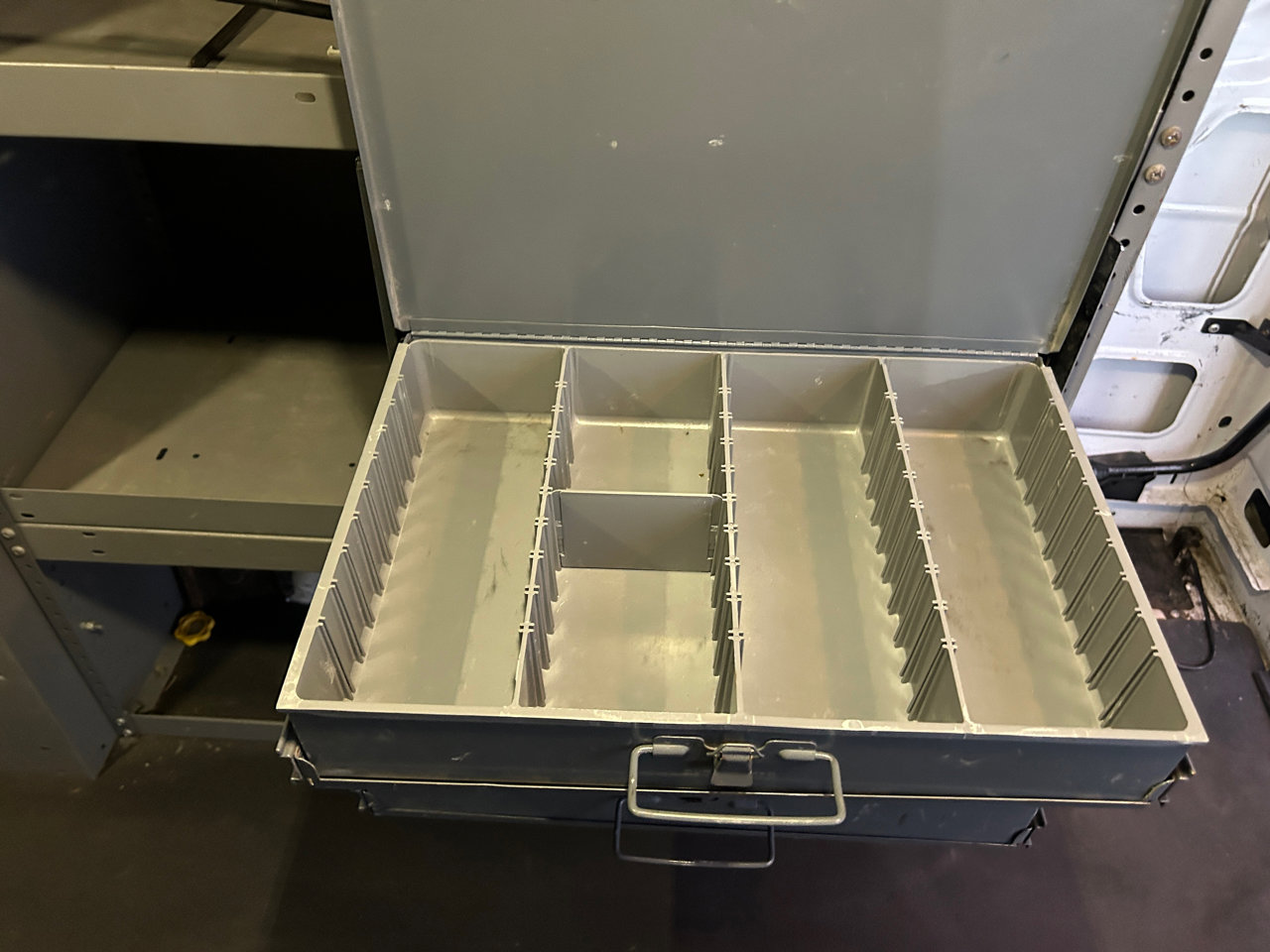 Used 2013 Ford E-150 and Econoline 150 image 22