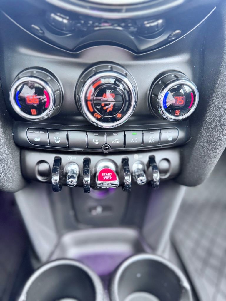 Used 2019 MINI Cooper 2-Door Hardtop w/ Storage Package image 14