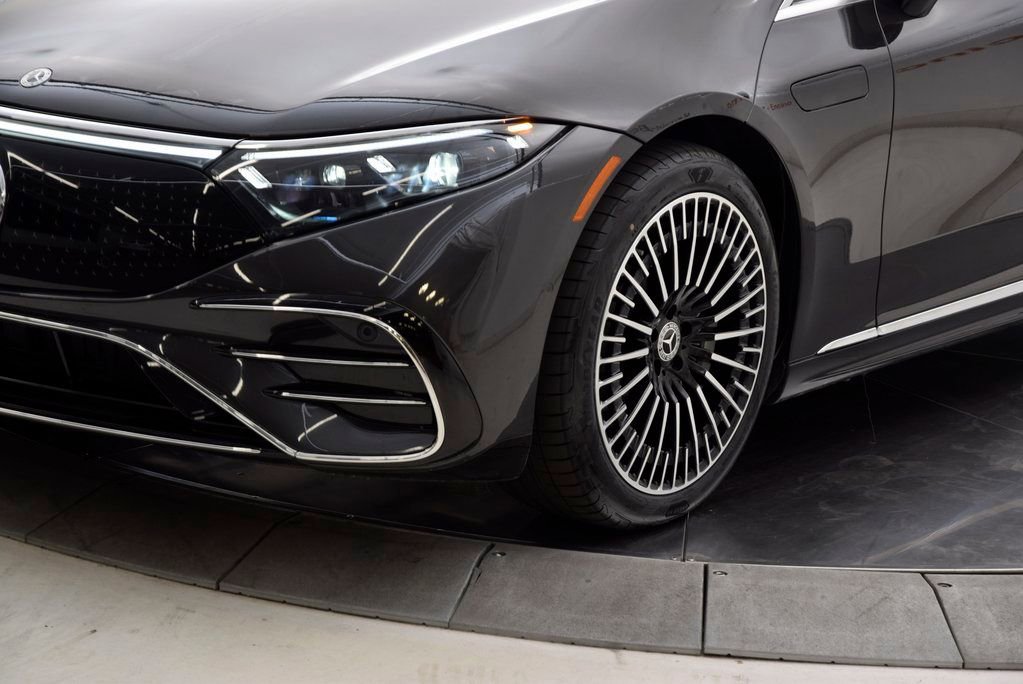 Certified 2023 Mercedes-Benz EQS 580 4MATIC Sedan image 11