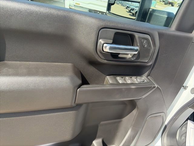 New 2026 GMC Sierra 3500 Pro w/ Convenience Package image 16