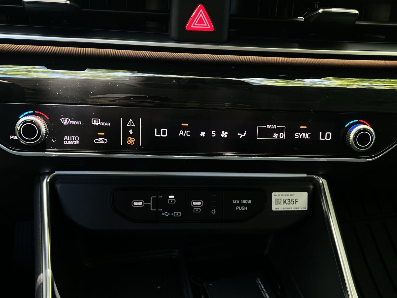 New 2026 Kia Carnival SX Prestige FWD image 25