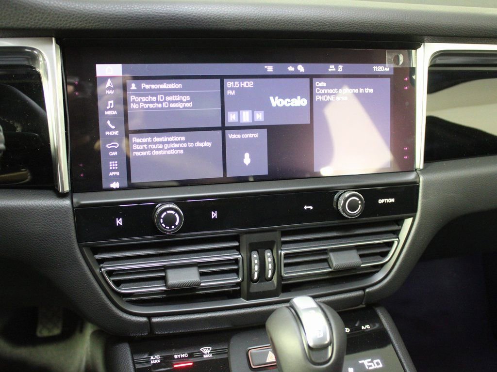 Certified 2026 Porsche Macan S AWD/4WD image 26