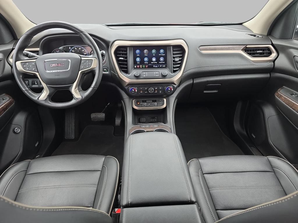 Certified 2021 GMC Acadia Denali w/ Denali Ultimate Package AWD/4WD image 11