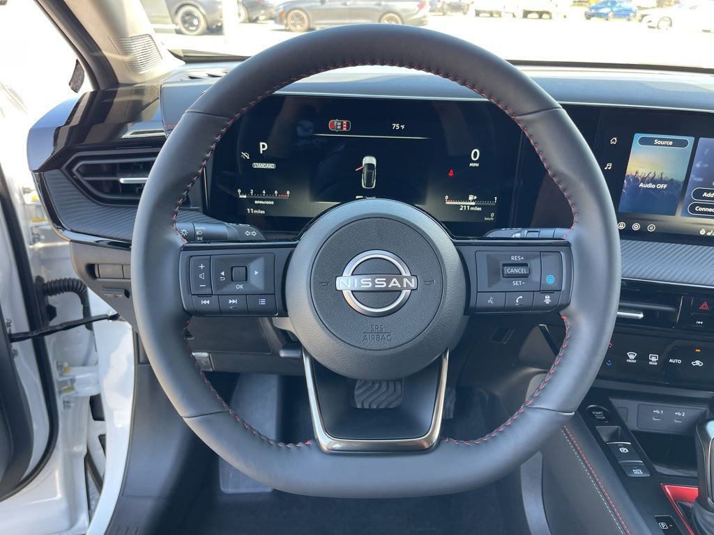 New 2026 Nissan Kicks SR w/ SR Premium Package FWD image 13