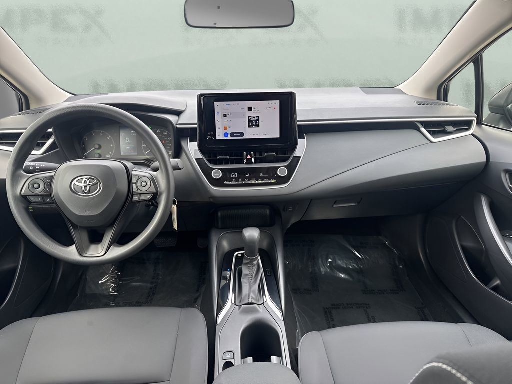 Used 2025 Toyota Corolla LE image 11
