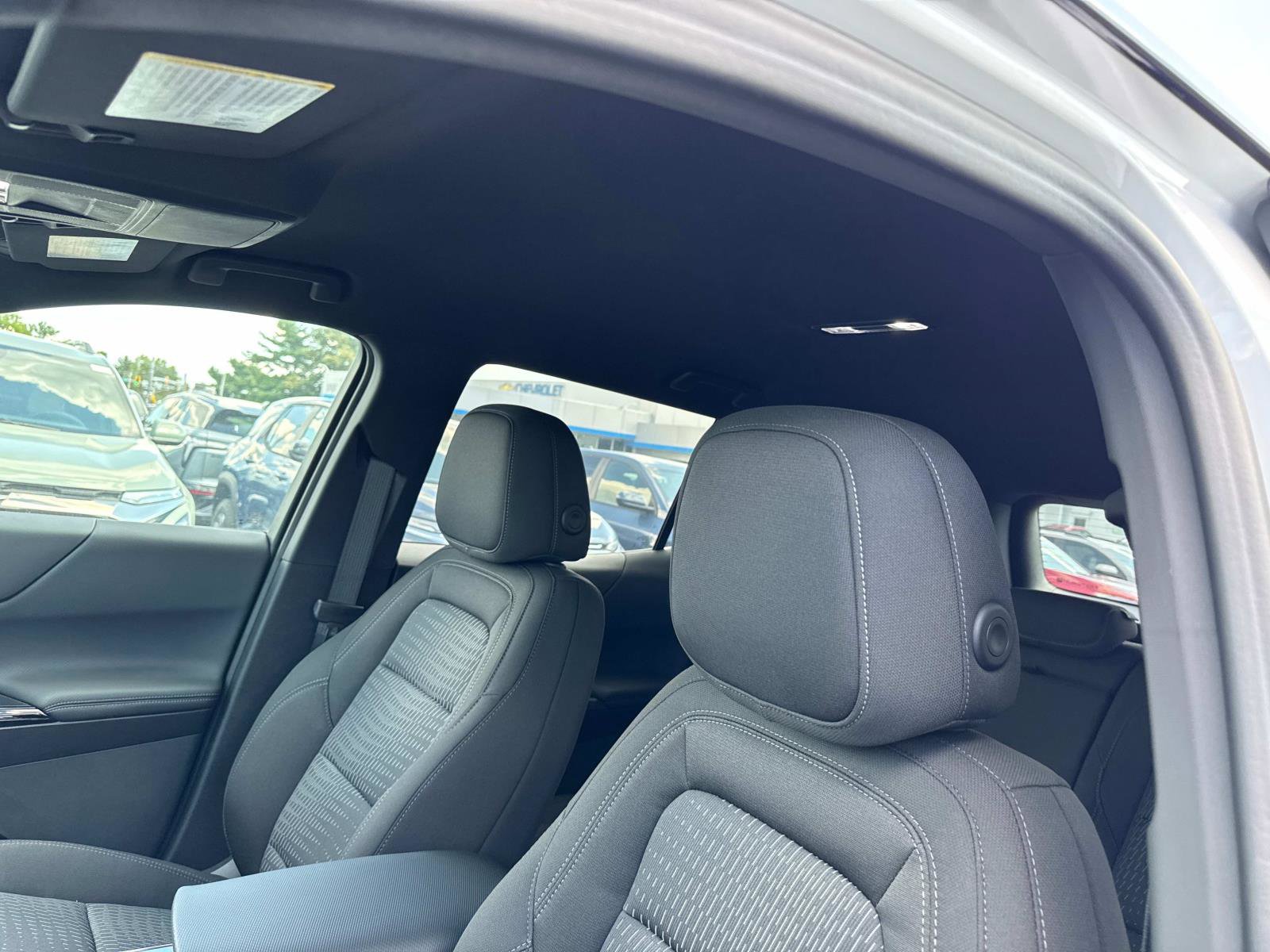 New 2026 Chevrolet Equinox LT w/ Safety and Technology Package image 18