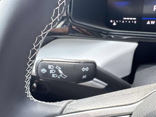 New 2026 Volkswagen Taos S FWD image 21