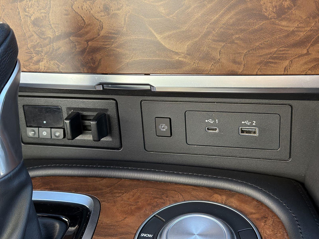 Used 2024 Nissan Armada SL w/ Captain's Chairs Package RWD image 39