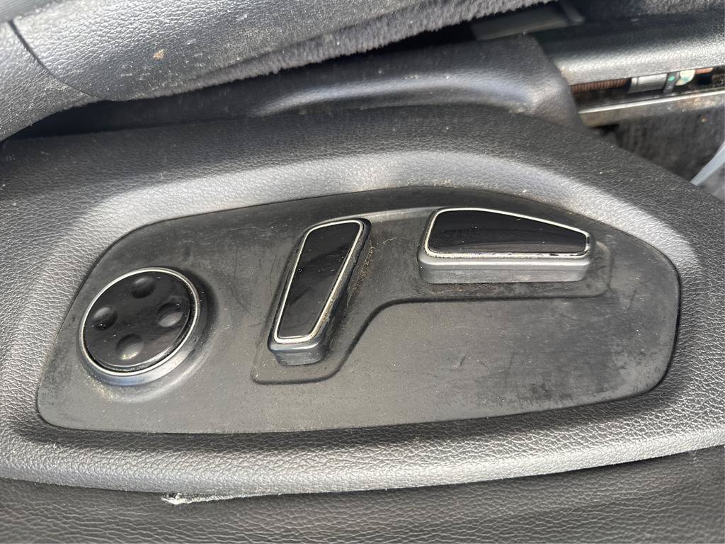 Used 2018 Genesis G80 3.8 w/ Option Group 02 RWD image 20
