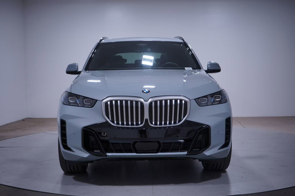 Used 2026 BMW X5 sDrive40i w/ M Sport Package RWD image 4