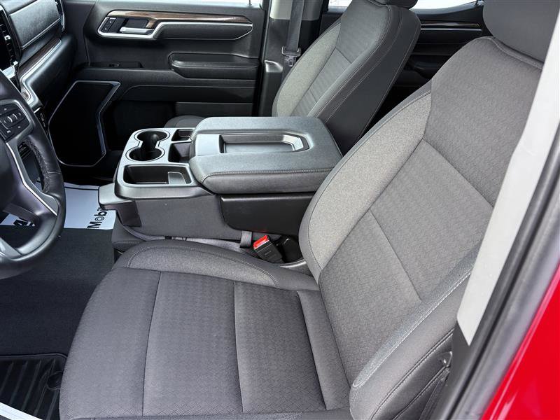 Used 2025 Chevrolet Silverado 1500 LT image 8