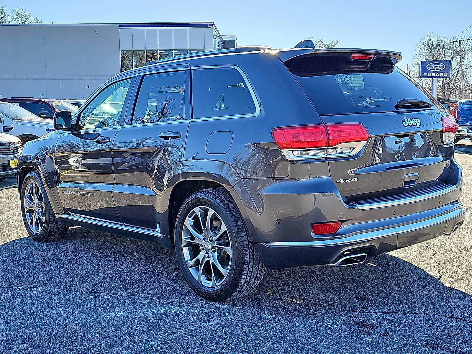 Used 2019 Jeep Grand Cherokee Summit w/ Platinum Series Group image 4