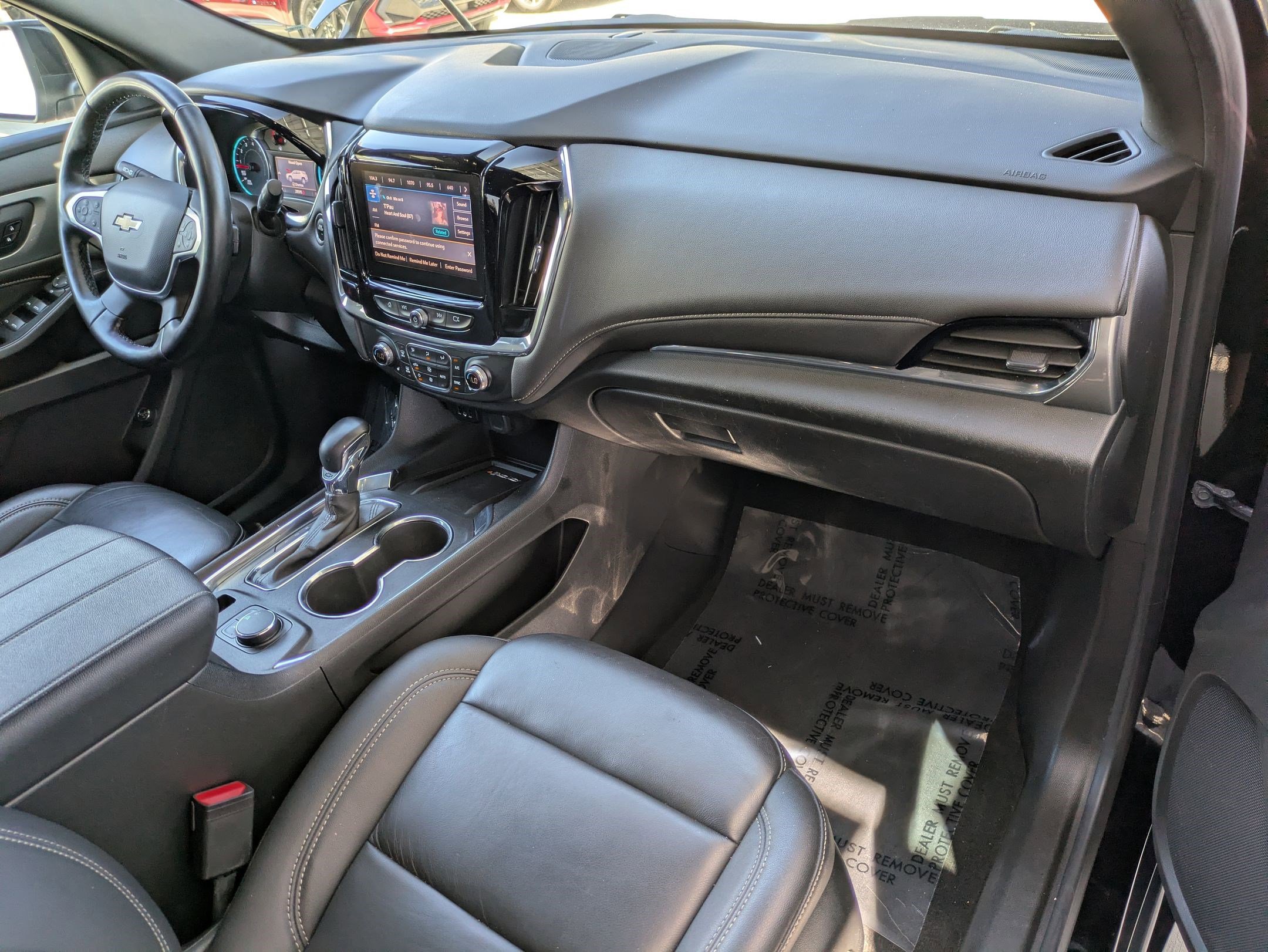 Used 2023 Chevrolet Traverse LT FWD image 28