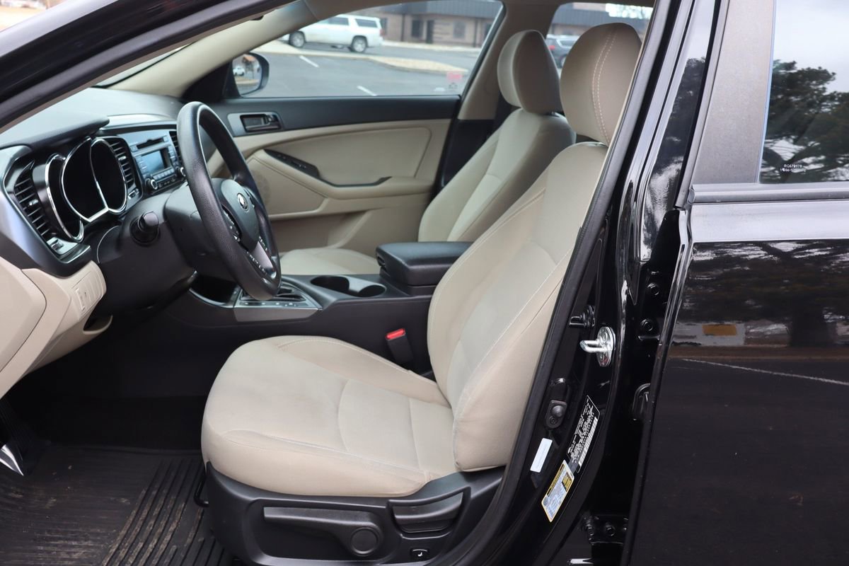 Used 2013 Kia Optima LX image 19