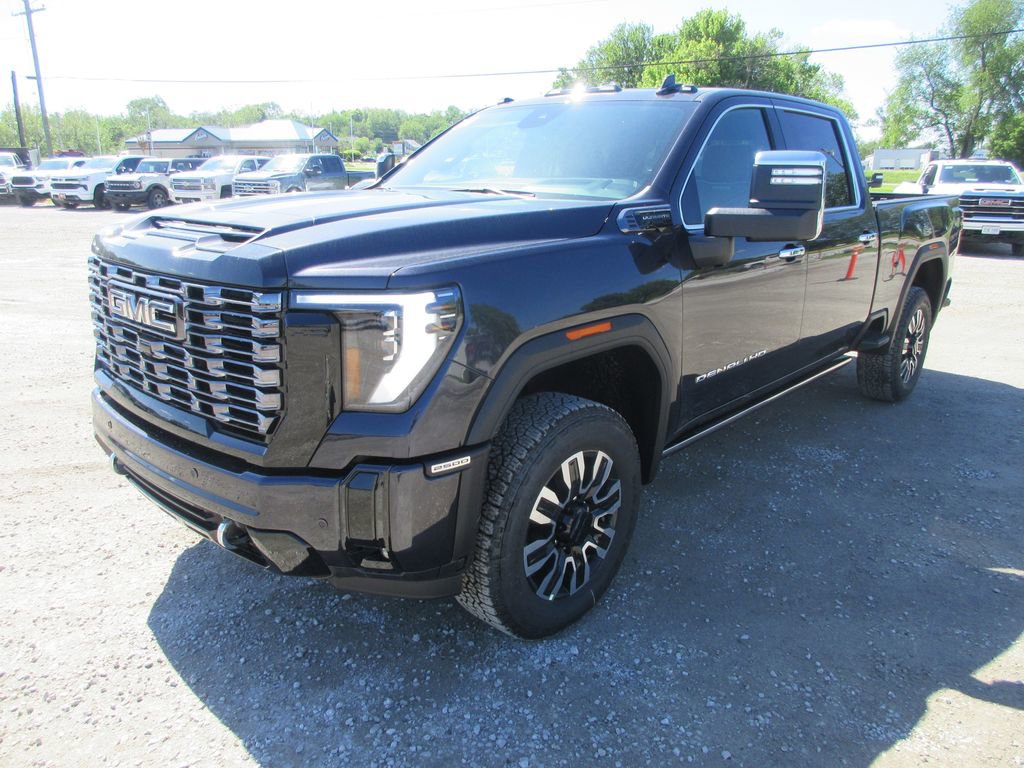 New 2026 GMC Sierra 2500 Denali Ultimate AWD/4WD image 11