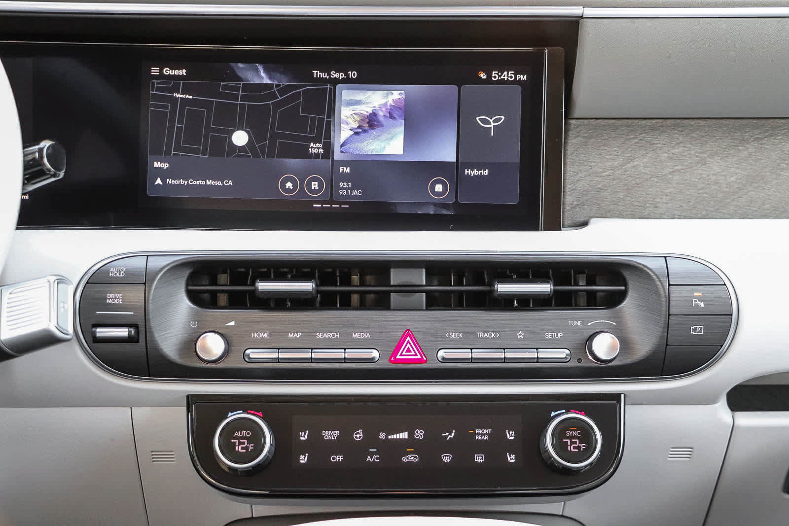 New 2026 Hyundai Palisade SEL Premium w/ Tow & Go Package FWD image 14