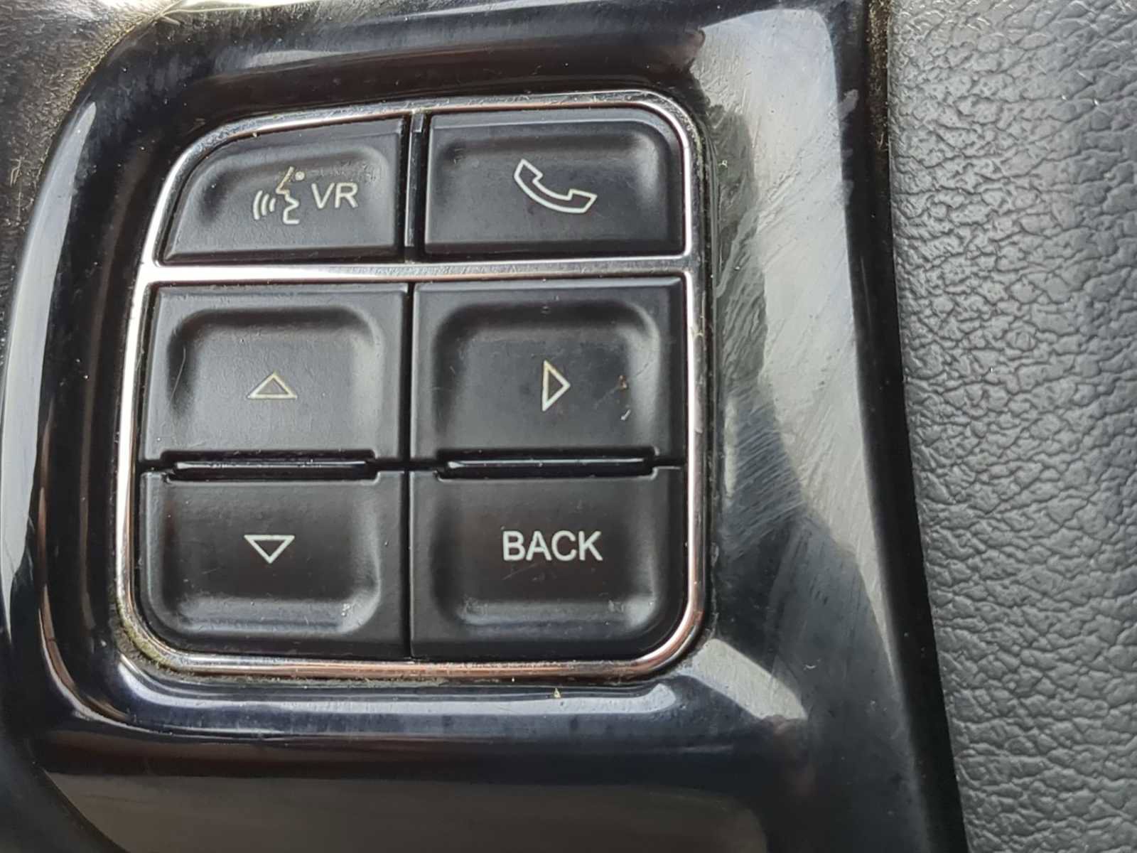 Used 2014 Chrysler 300 S w/ Luxury Group image 26