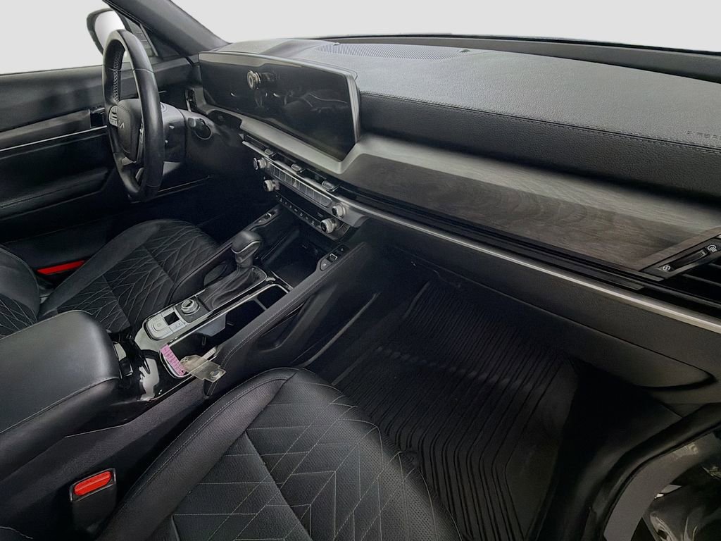 Used 2023 Kia Telluride EX X-Line image 31