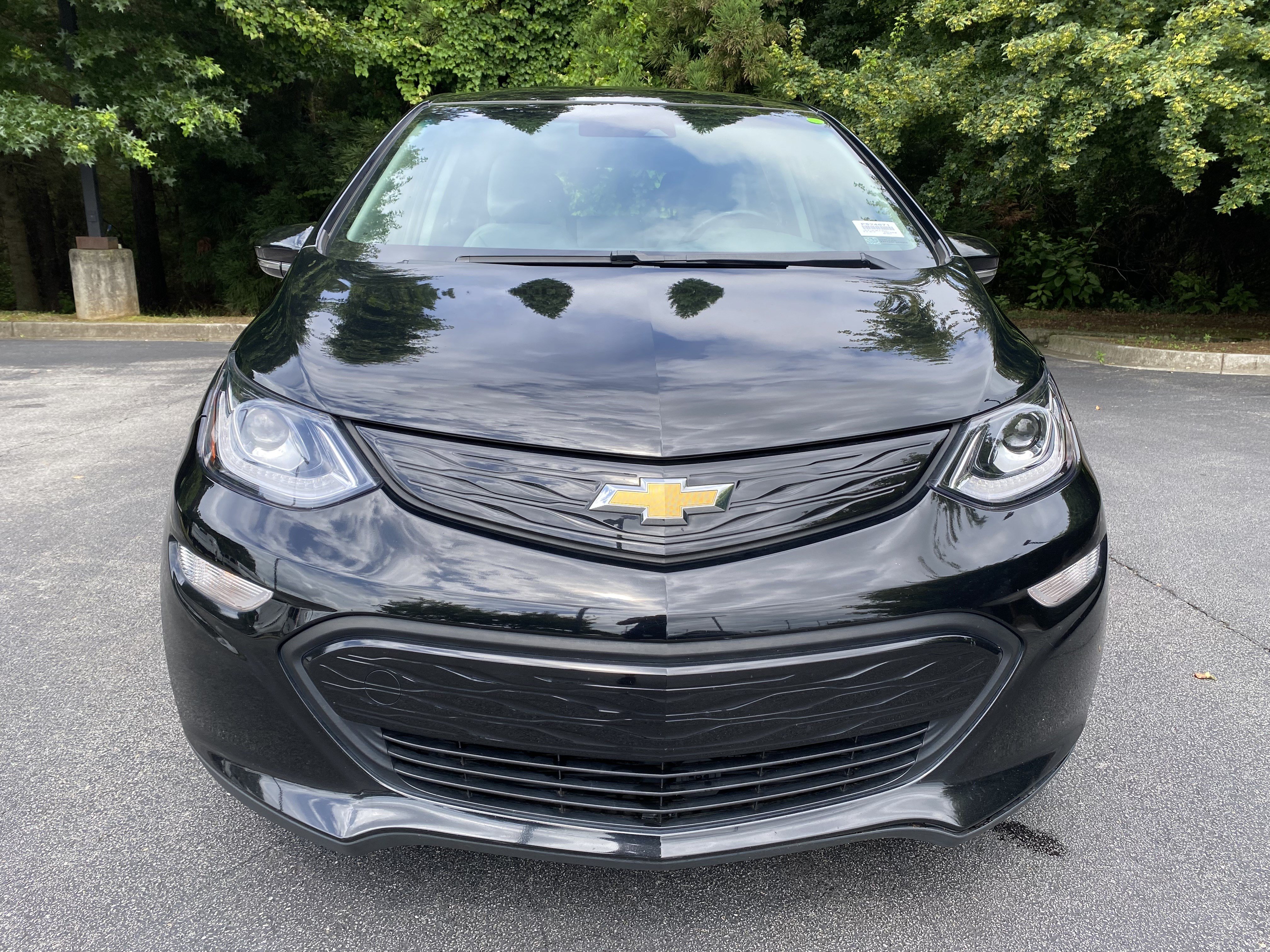 Used 2020 Chevrolet Bolt LT FWD image 3