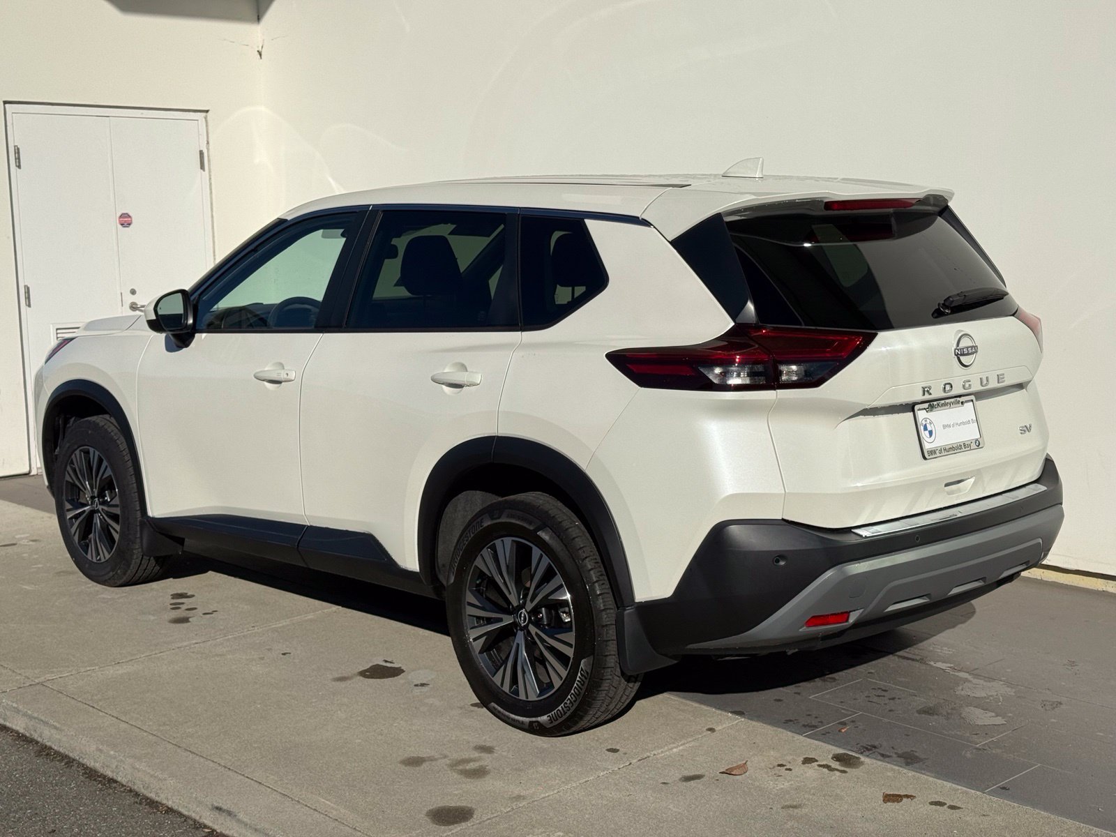 Used 2023 Nissan Rogue SV FWD image 5