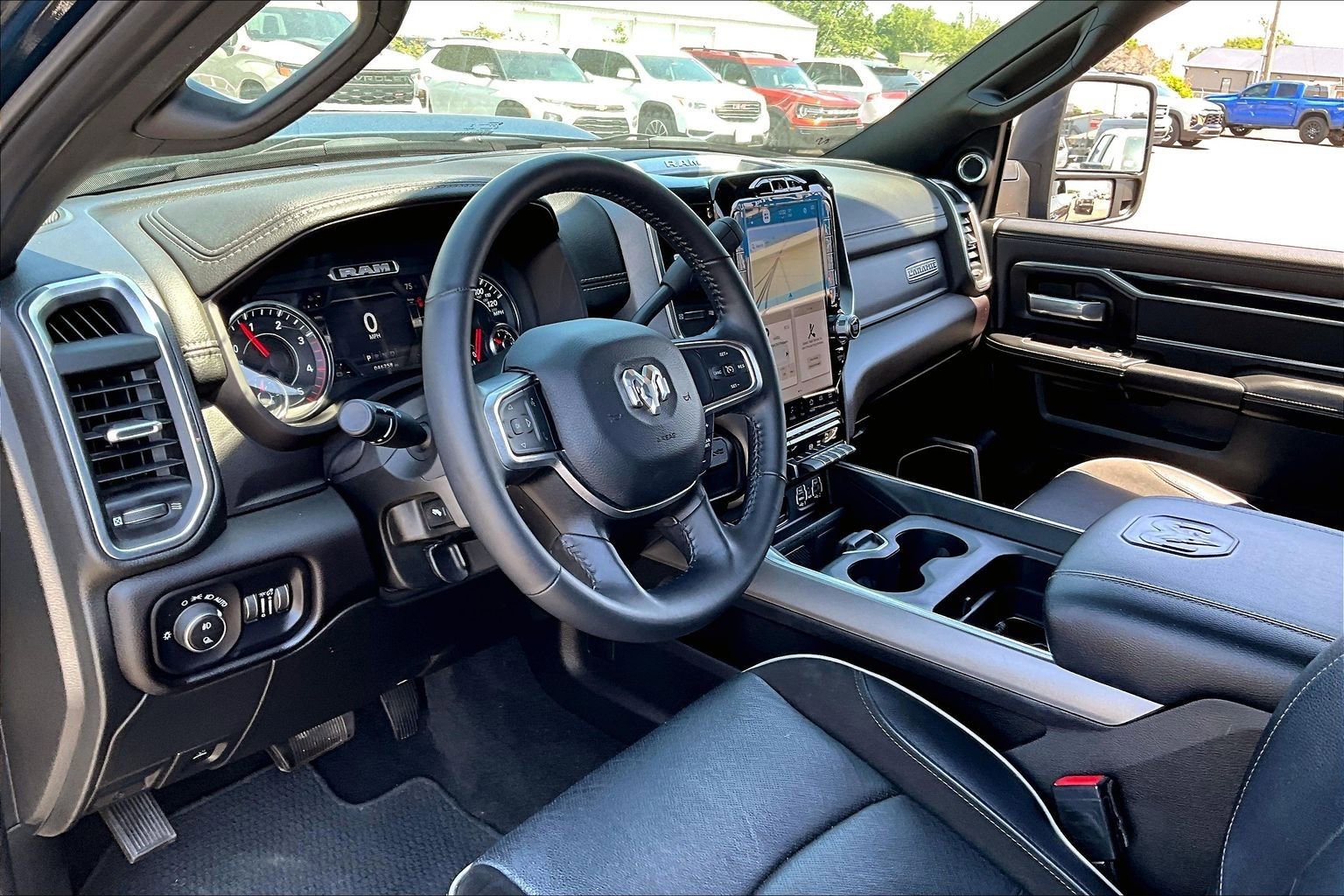 Used 2023 RAM 2500 Laramie AWD/4WD image 12
