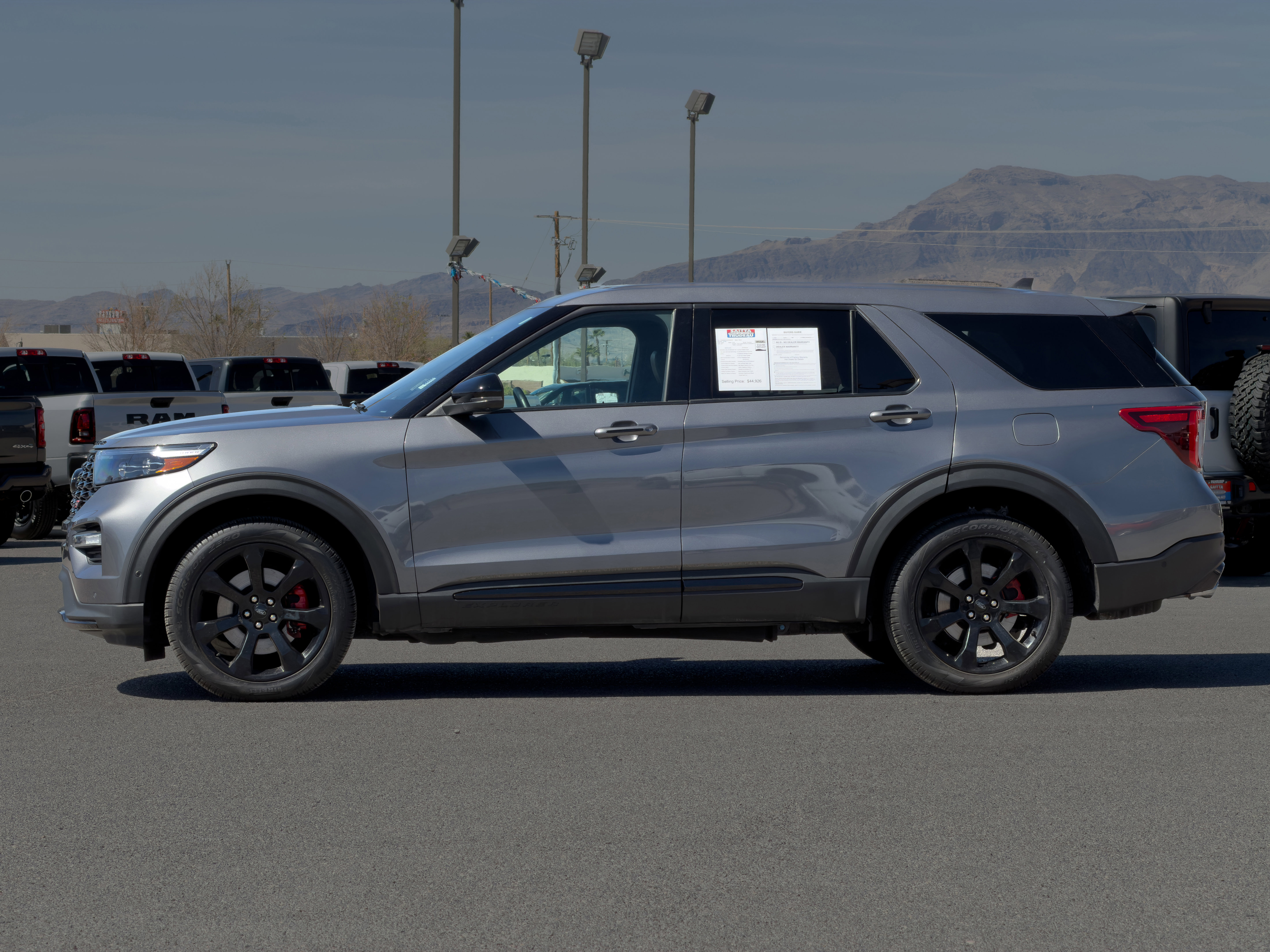 Used 2022 Ford Explorer ST w/ Equipment Group 401A image 2